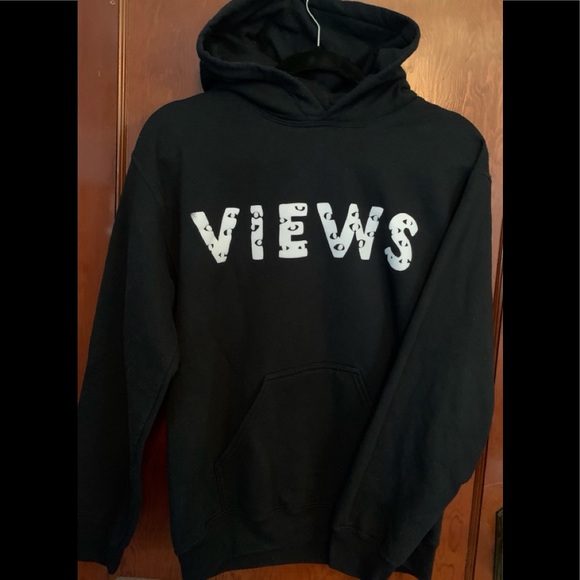 drake sweatsuit